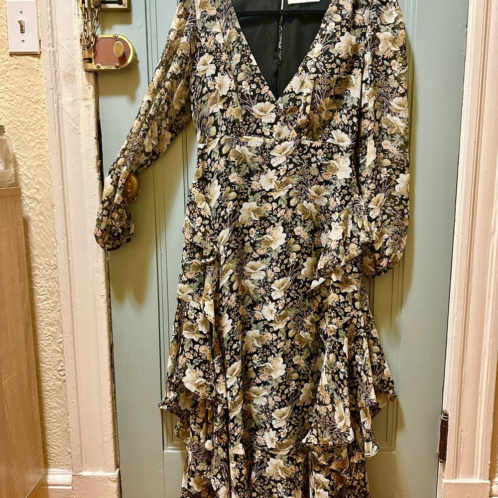 Astr Floral Long Sleeve Dress
